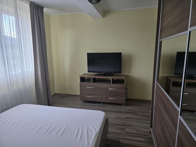 Apartament cu 2 camere decomandat în Drumul Taberei