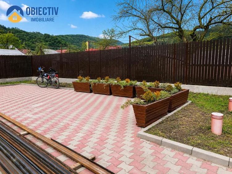 Spa?iu Comercial/Produc?ie de Vanzare_Amplasare Excelenta la Strada Principala - 12