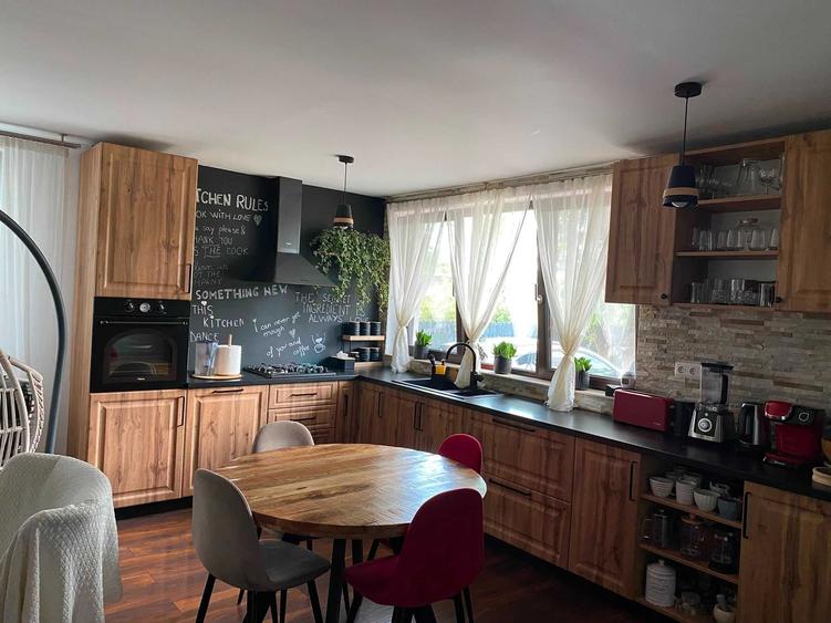 vand casa in Puchenii Mari - 2