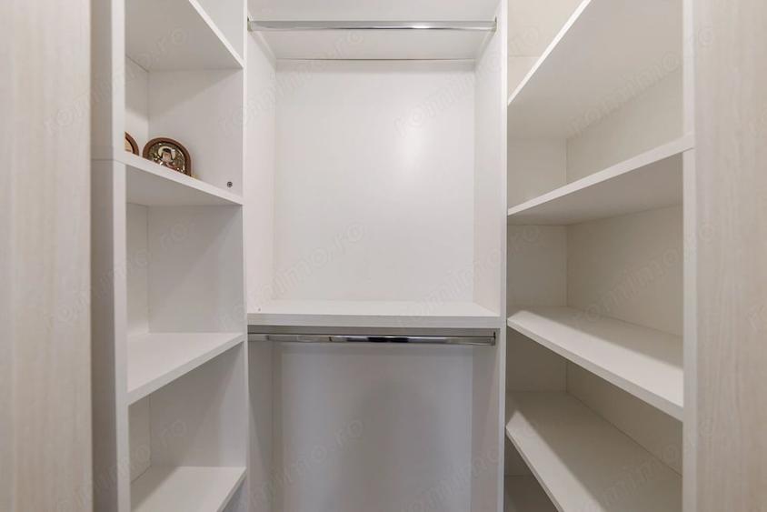 Apartament cu 3 camere decomandat în Găvana