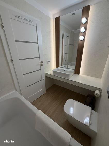 Apartament cu 3 camere decomandat în Pipera