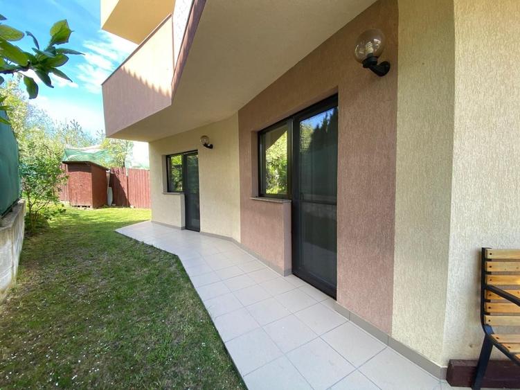 Apartament cu 3 camere decomandat, mobilat în Bună Ziua