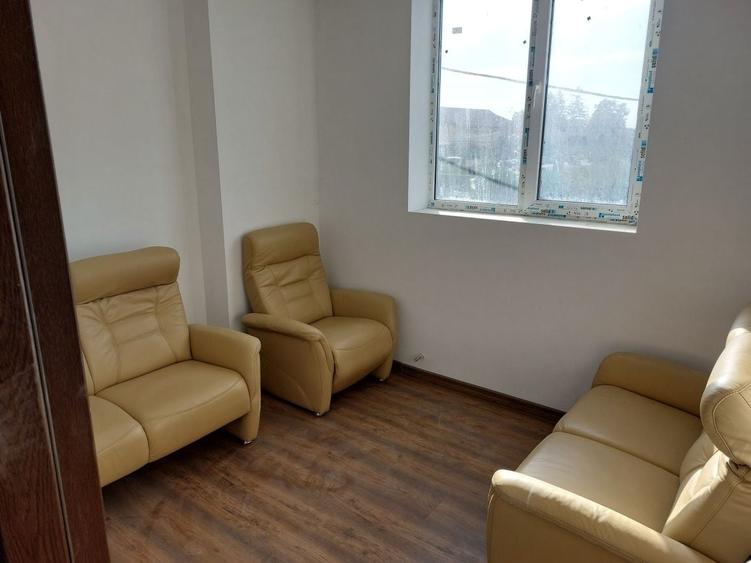 Apartament cu 2 camere decomandat în Est