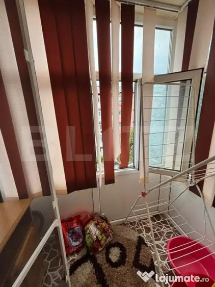 Apartament cu 2 camere semidecomandat în Micro 6