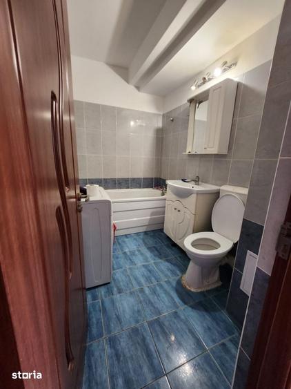 Apartament cu 3 camere, mobilat în Florești