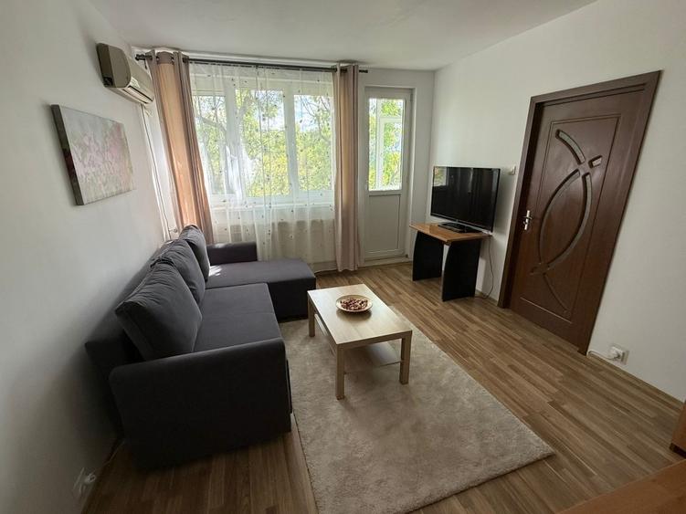 Apartament cu 2 camere semidecomandat, mobilat în Domenii