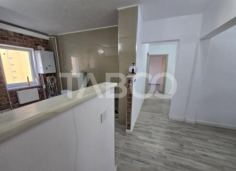 Apartament cu 3 camere decomandat în Mihai Viteazul