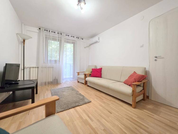 Apartament cu 2 camere decomandat în Drumul Taberei