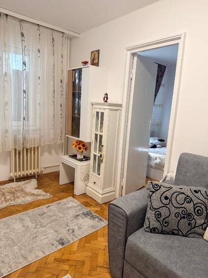 Apartament cu 2 camere semidecomandat, mobilat în Inel II