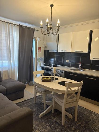 Apartament cu 2 camere decomandat în Berceni