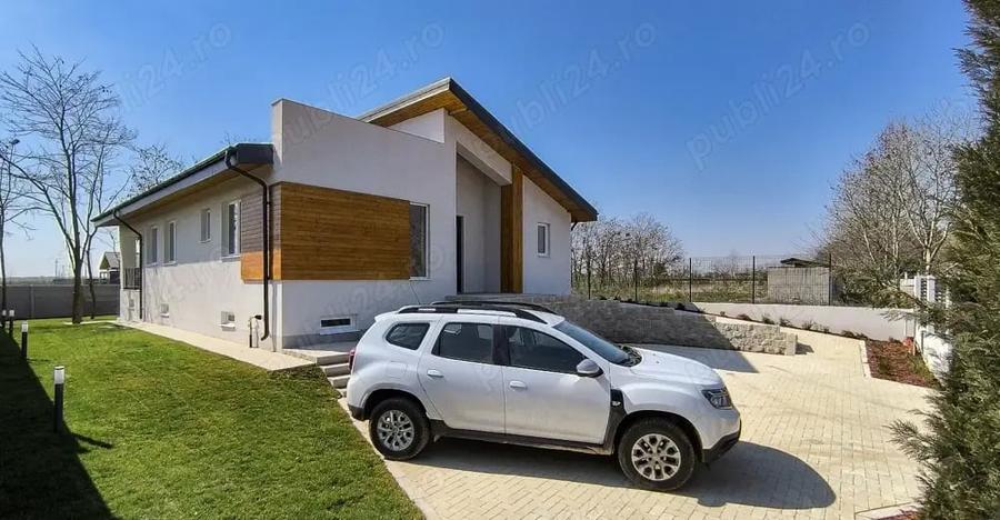 Casă cu 4 camere cu Teren 560 Mp în Tâncăbești
