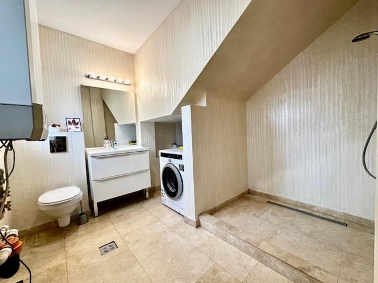 Vila  4 camere, renovata 2025, 2 parcari/ Cartier Class/ Rond OMV - 8