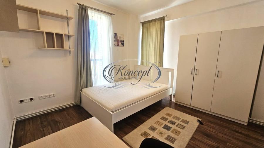 Apartament cu 4 camere semidecomandat, mobilat în Zorilor