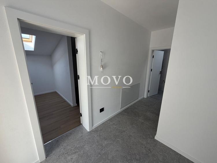 Apartament cu 4 camere decomandat în Giroc