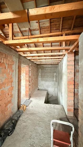 Casă cu 3 camere cu Teren 2000 Mp în Gornet