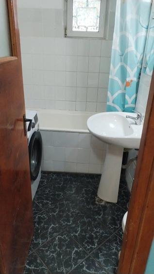 Garsonieră decomandată în Calea Călărașilor