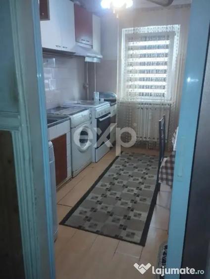 Apartament cu 2 camere decomandat în Prundu