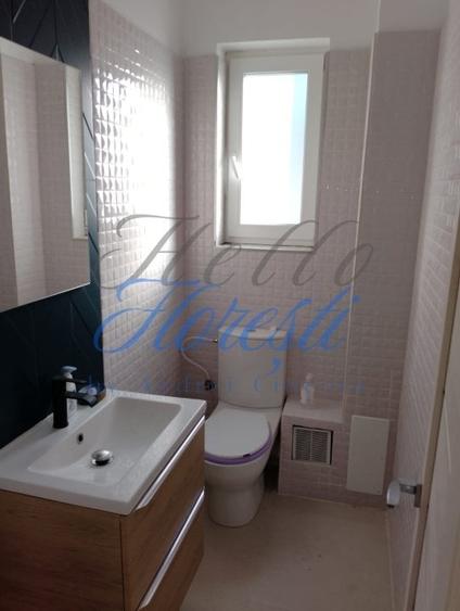 Duplex cu 4 camere cu Canalizare în Florești