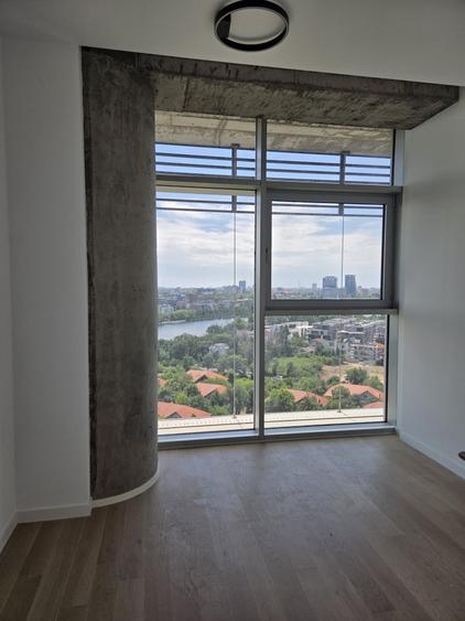 Apartament cu 3 camere decomandat în Floreasca