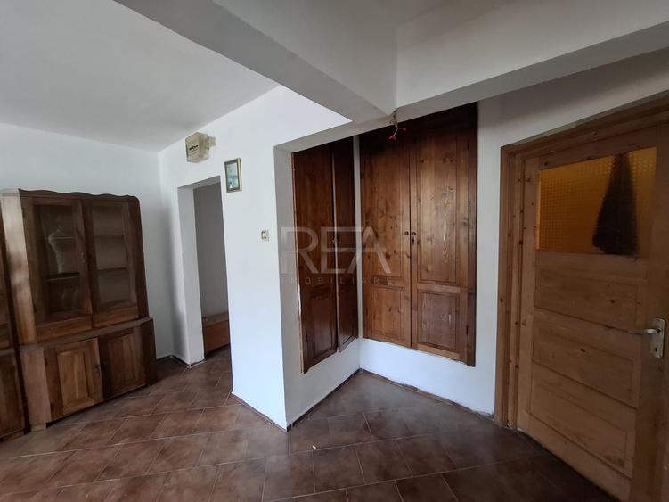 Apartament cu 3 camere decomandat în Gorjului