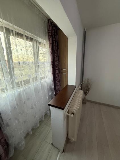 Garsoniera renovata si utilata gata de mutare imediata - 4