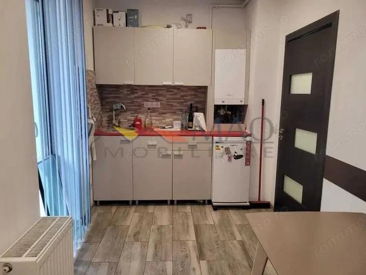 Apartament cu 3 camere decomandat în Tudor