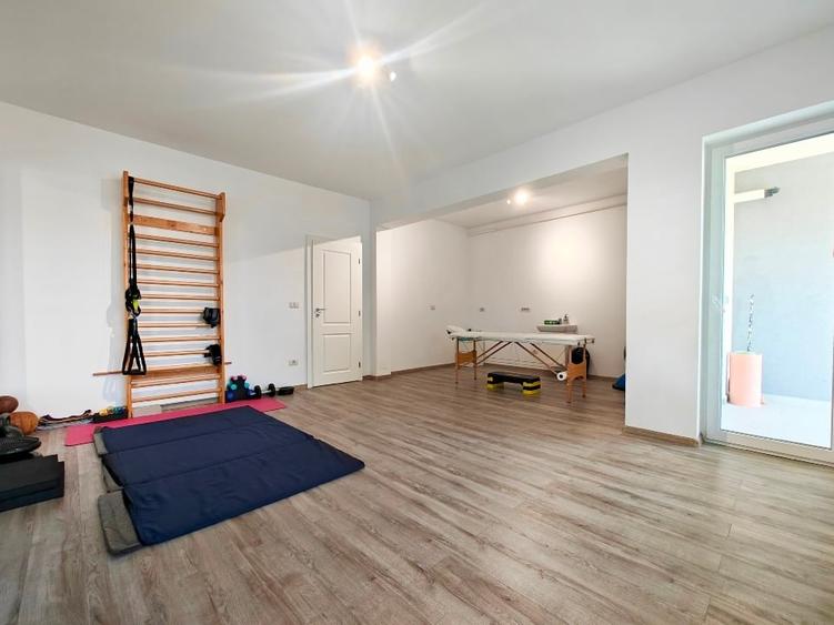 Apartament cu 2 camere decomandat în Giroc