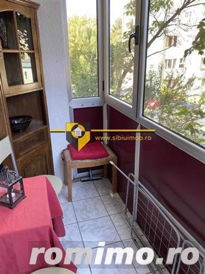 Apartament cu 2 camere semidecomandat în Central