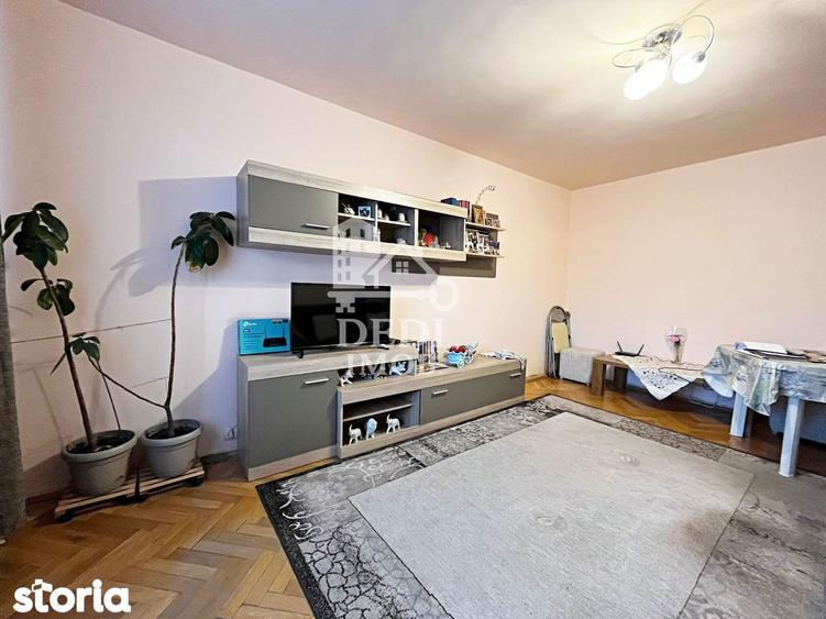 Apartament cu 3 camere decomandat în Rogerius