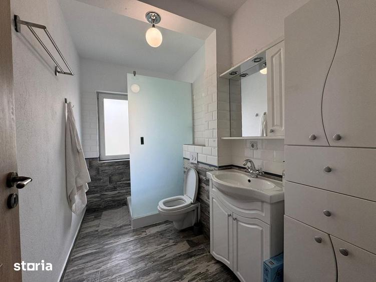 Apartament cu 4 camere în Florești