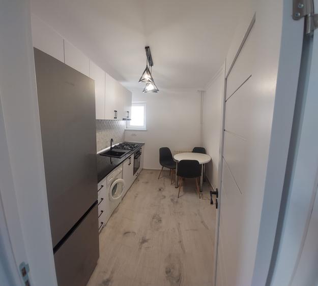 Apartament cu 2 camere, mobilat în Far