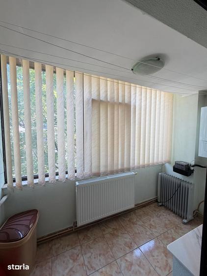 Apartament cu 3 camere în Mazepa 2