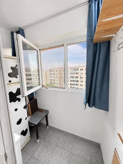 Garsonieră decomandată în Tei