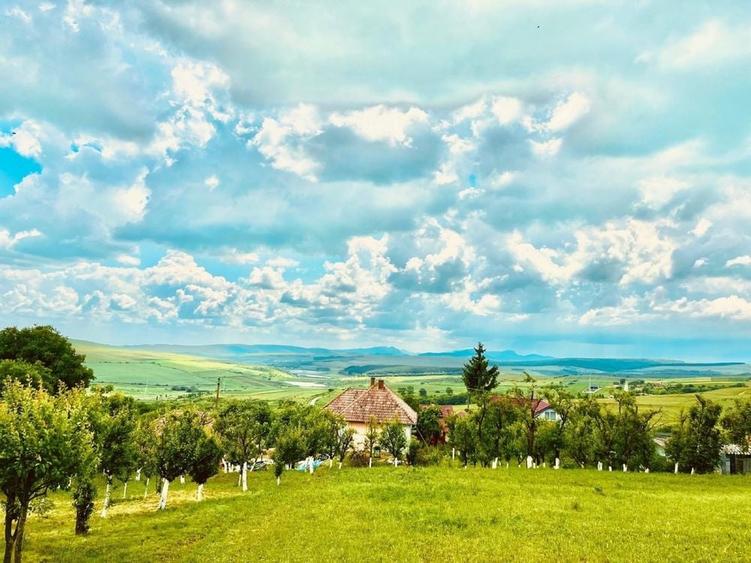 Casă cu 4 camere în Rediu