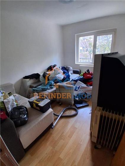 Apartament cu 3 camere decomandat, mobilat în Militari