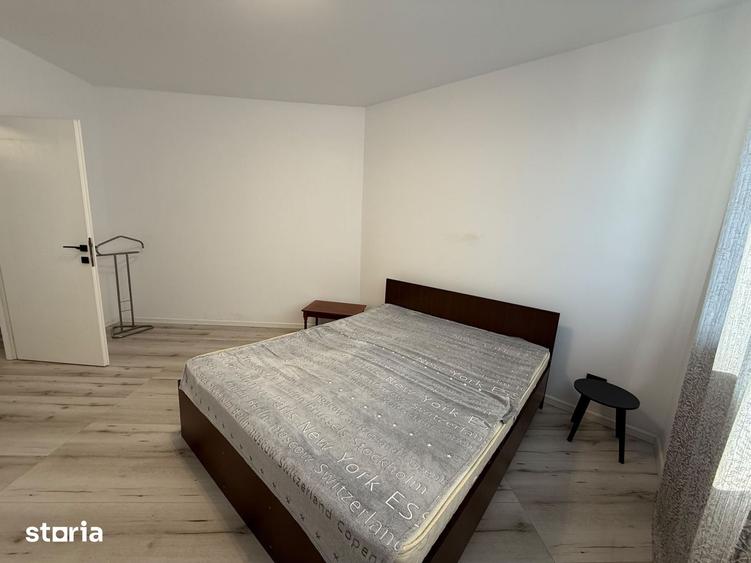 Apartament cu 3 camere decomandat în Florești