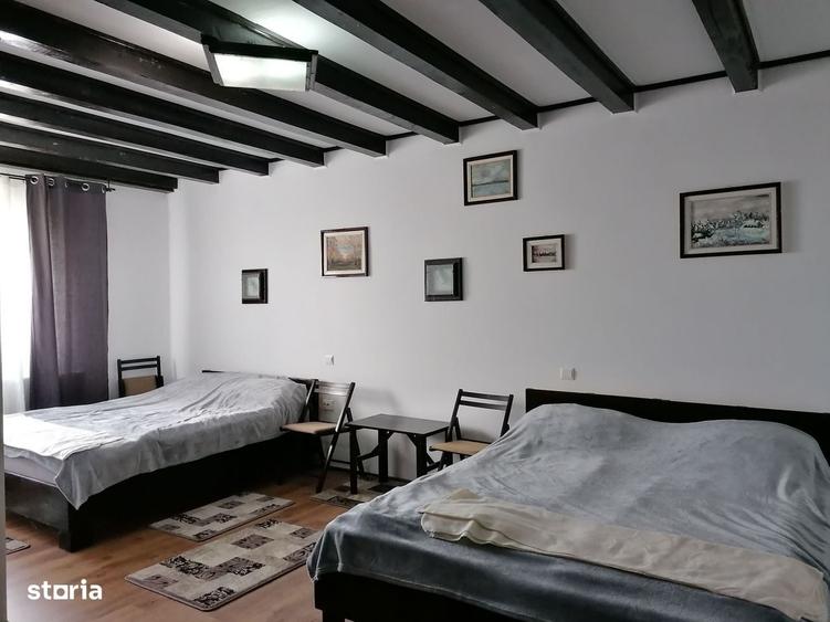 Casă cu 4 camere în Luna