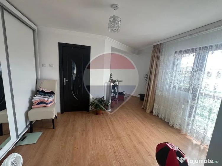 Casă cu 3 camere cu Teren 111 Mp în Tăbăcari