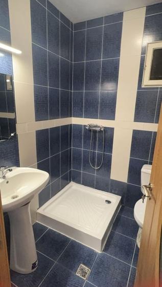 Casă individuală cu 5 camere cu Canalizare în Coșteiu