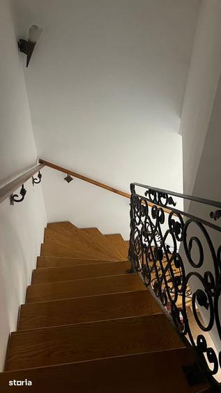 Apartament cu 2 camere decomandat în Pârneava