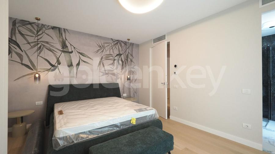 Apartament cu 4 camere semidecomandat, mobilat în Aviatorilor