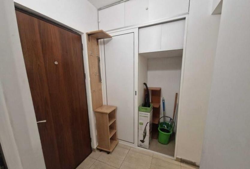 Apartament cu 2 camere semidecomandat în Iancului