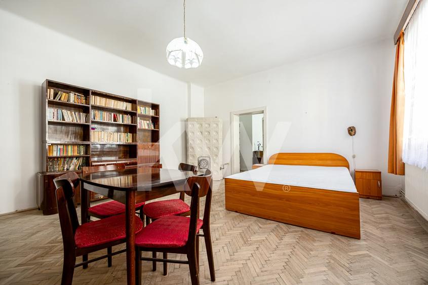 Apartament cu 2 camere nedecomandat, mobilat în Centrul Istoric