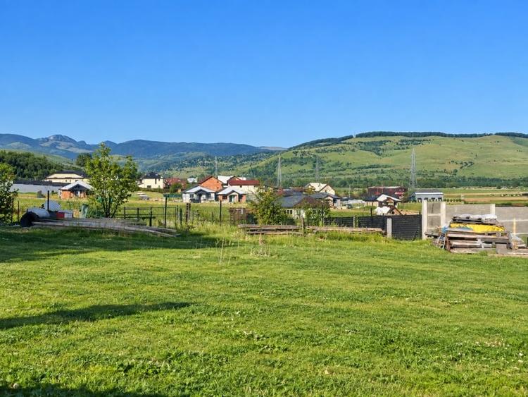 Teren Construcții intravilan de 500 mp, în Micești