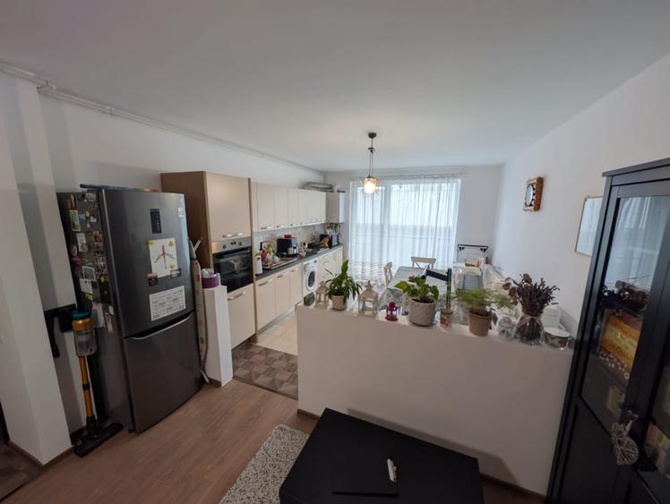Apartament cu 2 camere semidecomandat, mobilat în Mănăștur