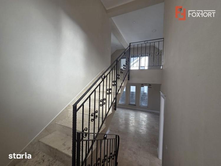 Casă cu 5 camere cu Teren 460 Mp în Șagu