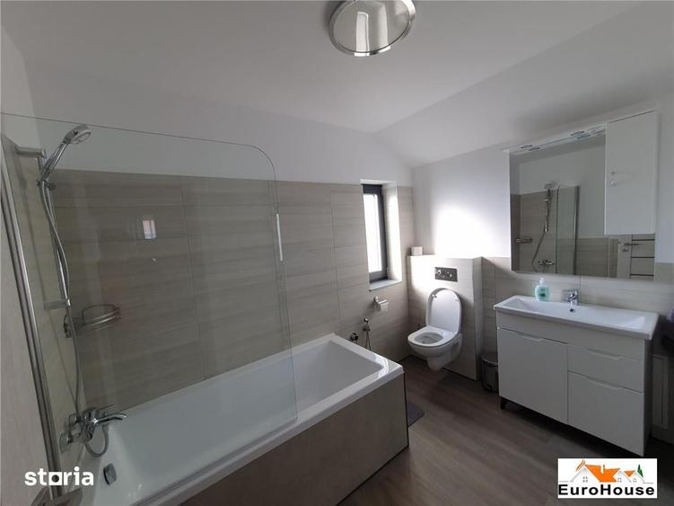 Casă cu 4 camere cu Teren 300 Mp în Cetate