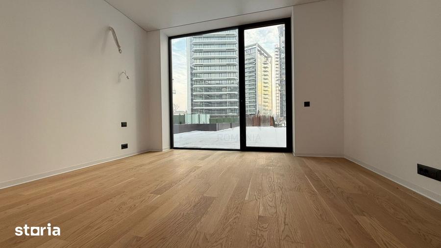 Apartament cu 4 camere în Tei