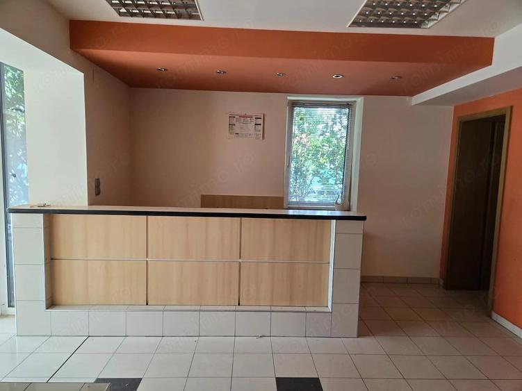 Casă cu 14 camere cu Teren 1000 Mp în Mehala