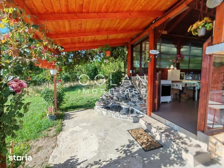 Casă cu 3 camere cu Teren 2760 Mp în Central